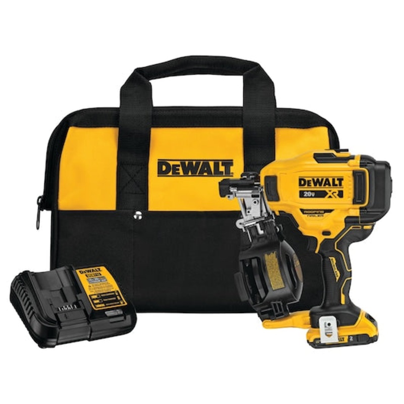DEWALT 20V MAX* 15 Coil Nailer Kit