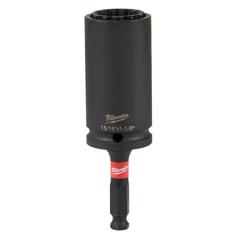 MILWAUKEE Shockwave Lineman's 12PT 15/16 INCH & 1 1/8" 2-in-1 Socket